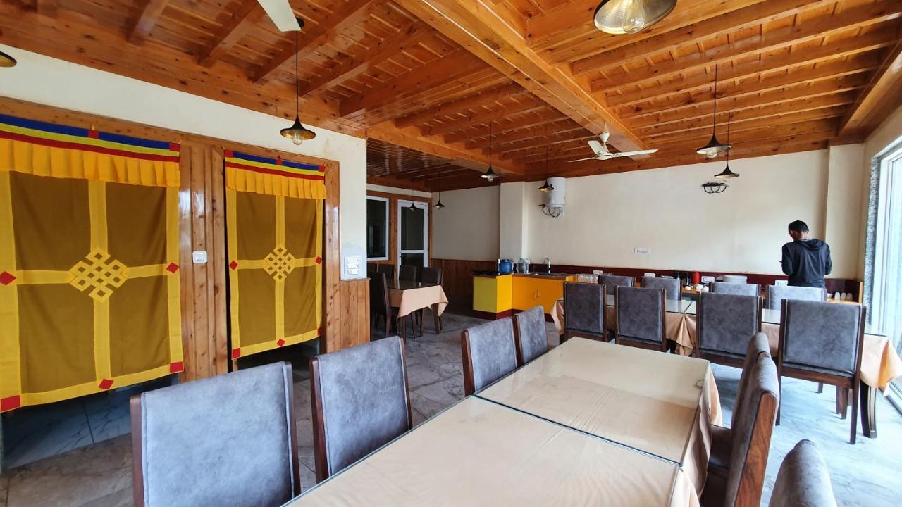 Nomadic Inn Dharamshala Exterior photo